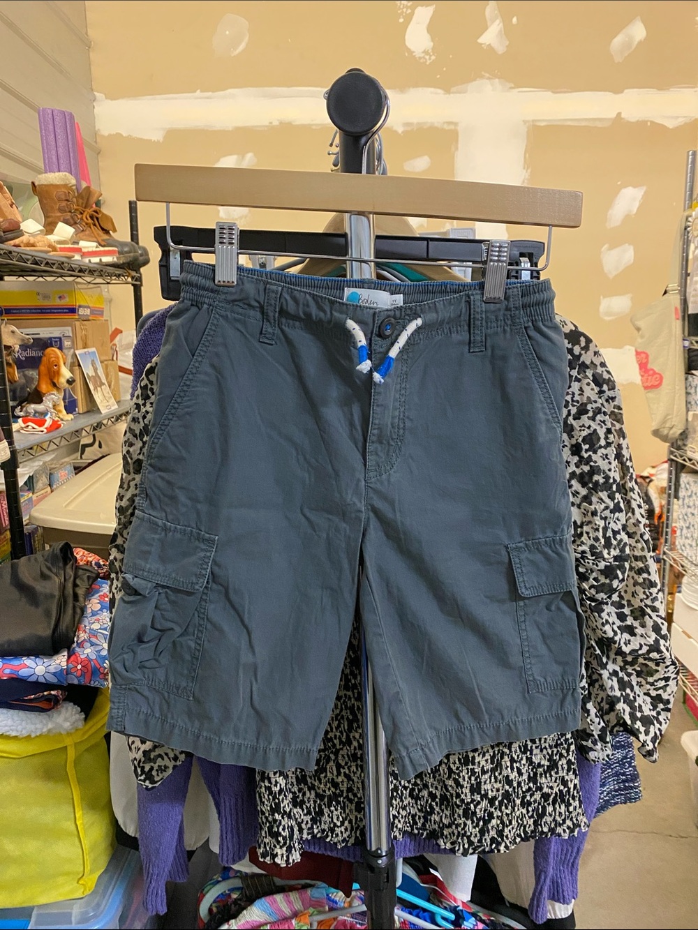 Boden Cargo Shorts